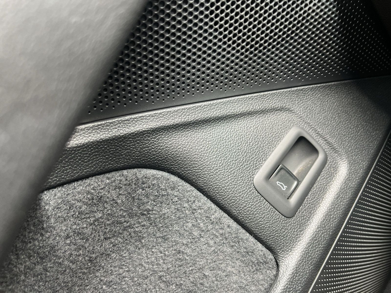 Volkswagen - Passat Variant_26