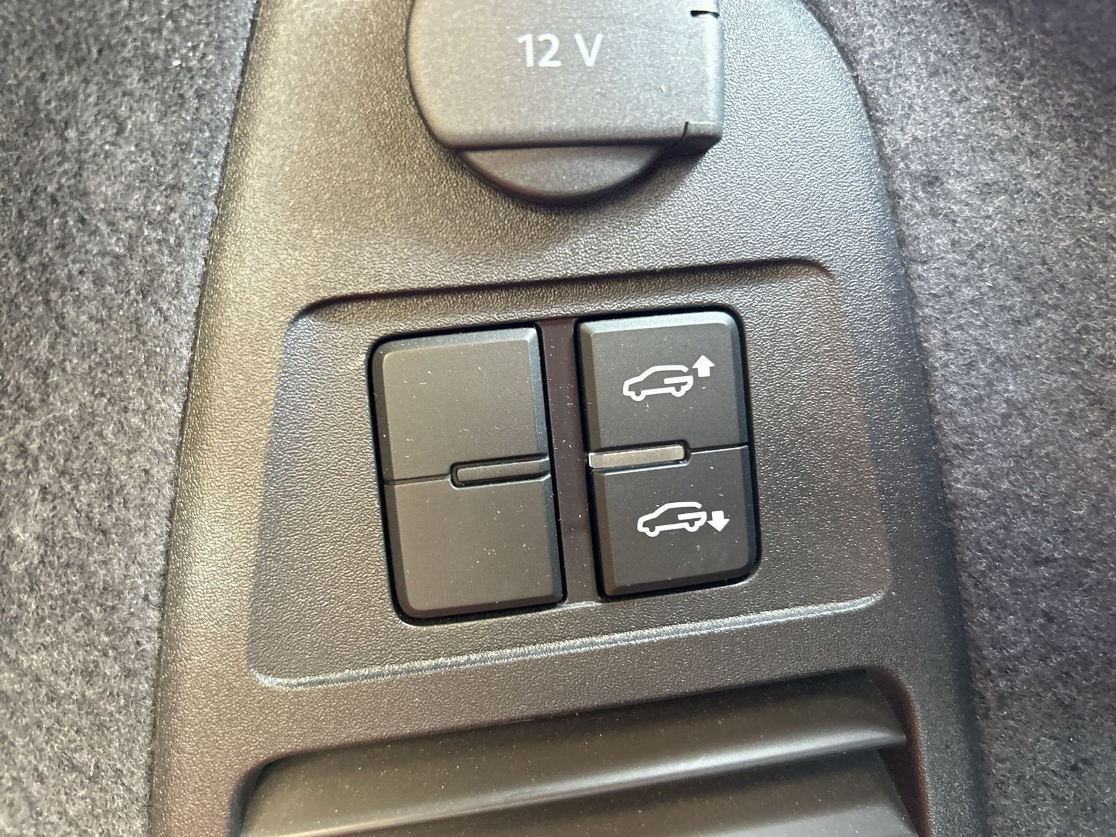 Volkswagen - Touareg_27