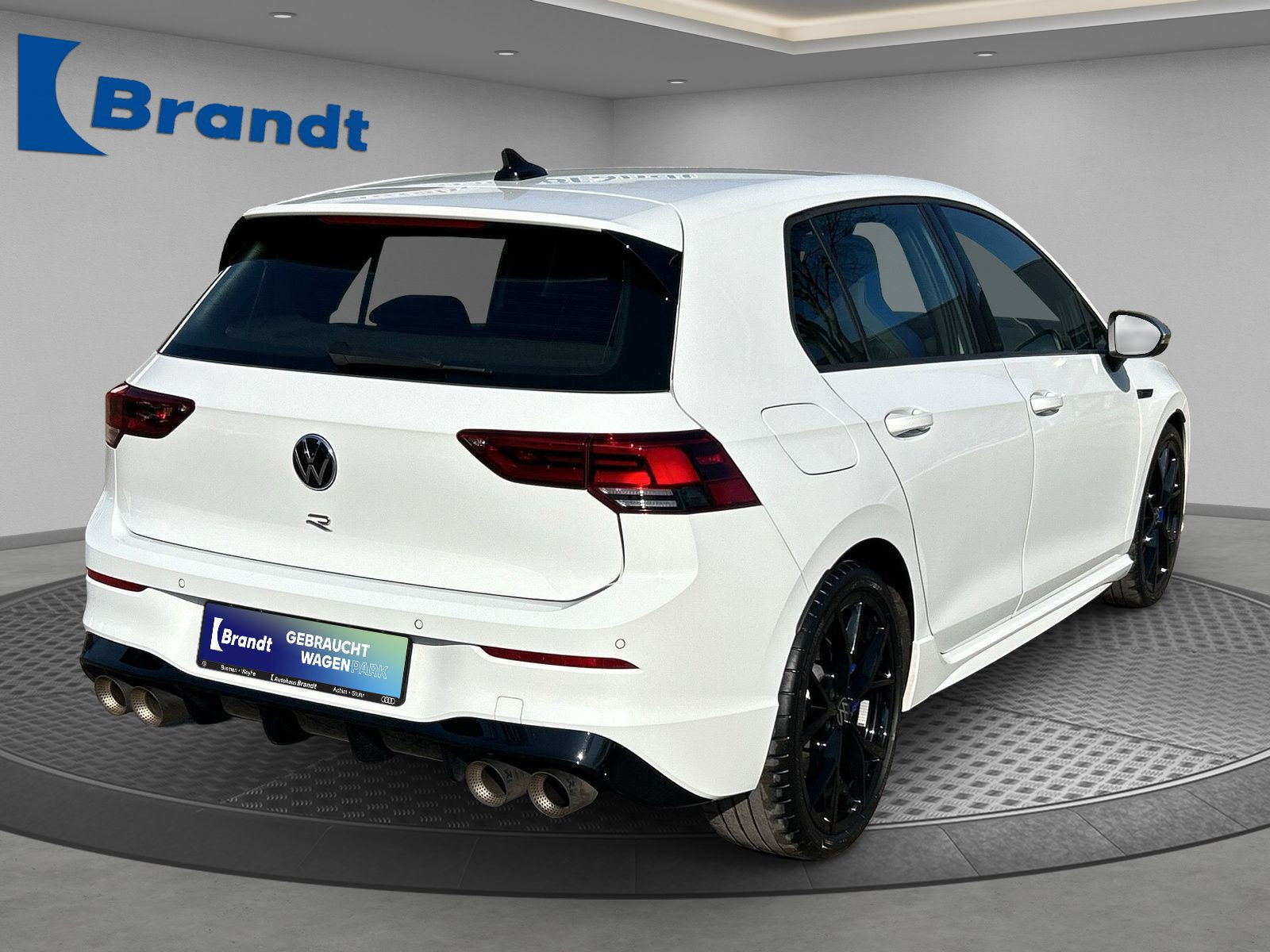 Volkswagen - Golf_4