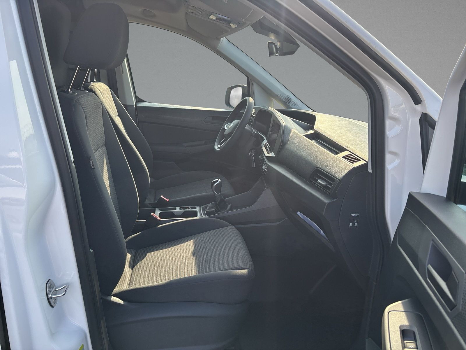 Volkswagen - {2373}_11