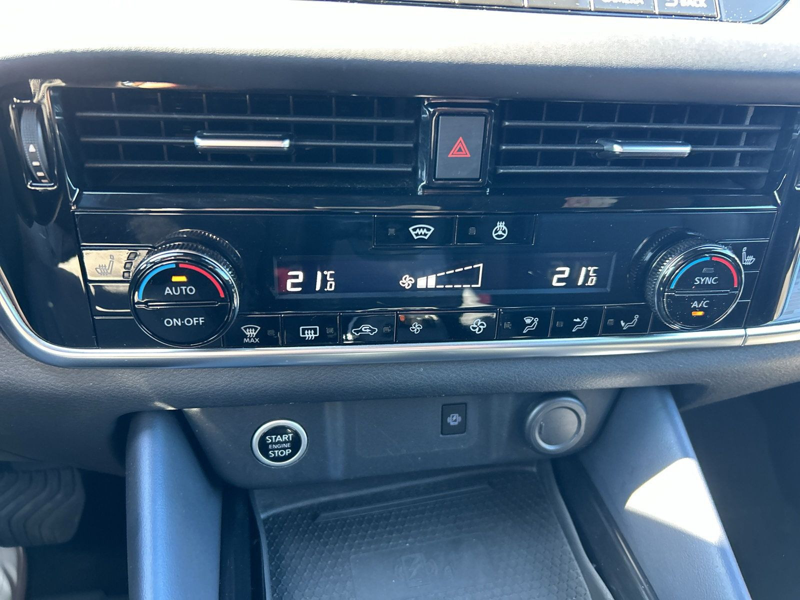 Nissan - Qashqai_22