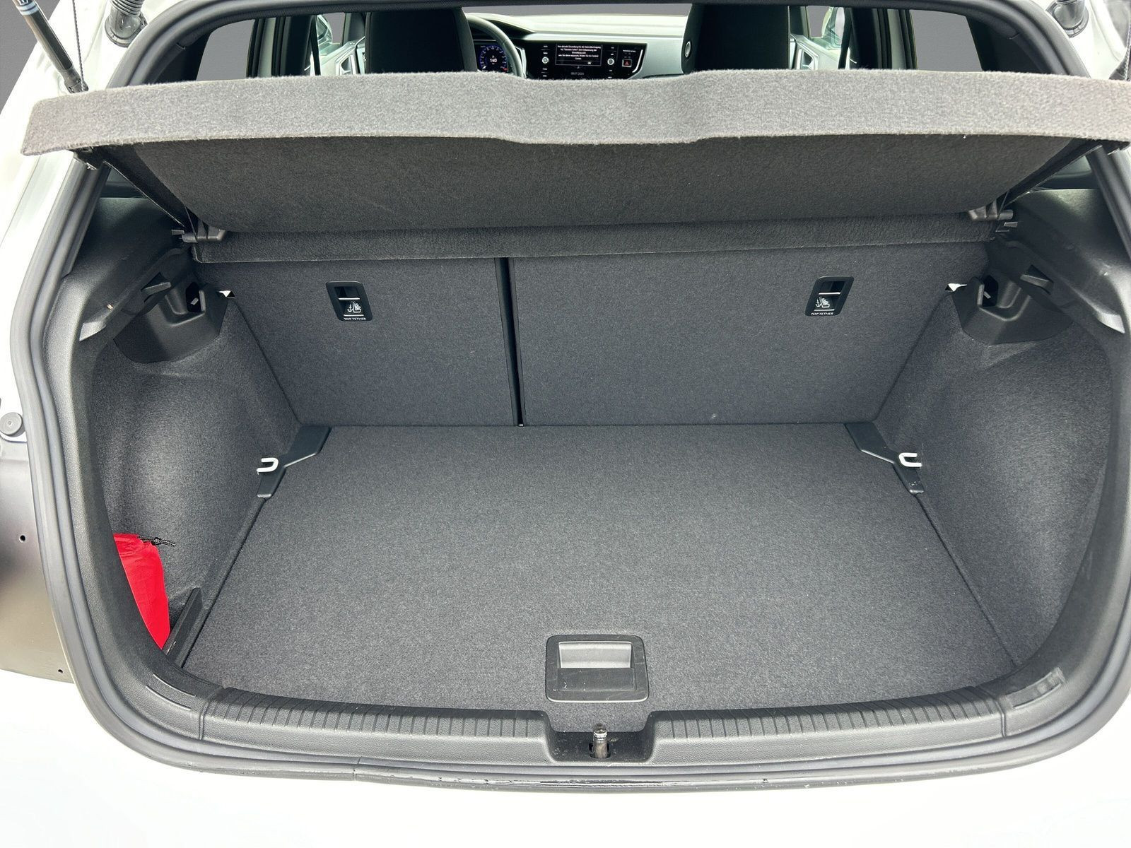 Volkswagen - Polo_10