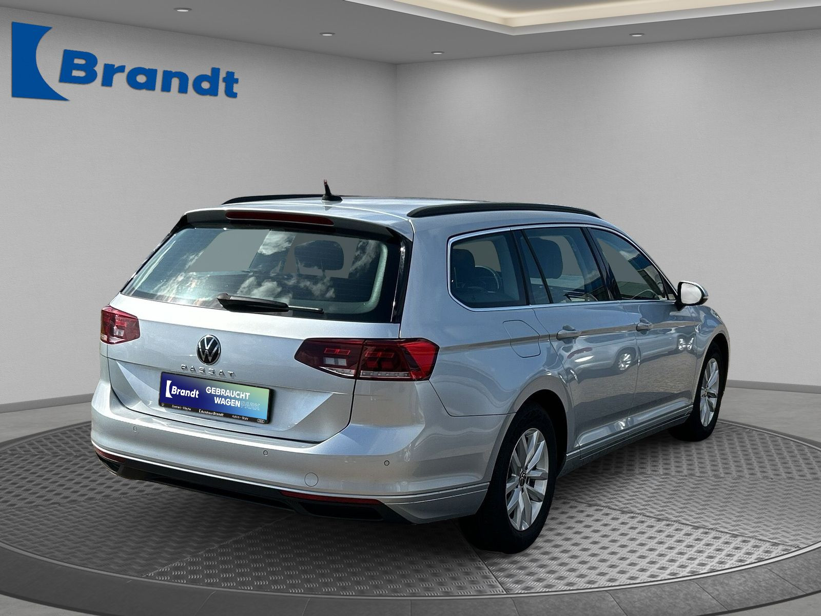 Volkswagen - Passat Variant_4