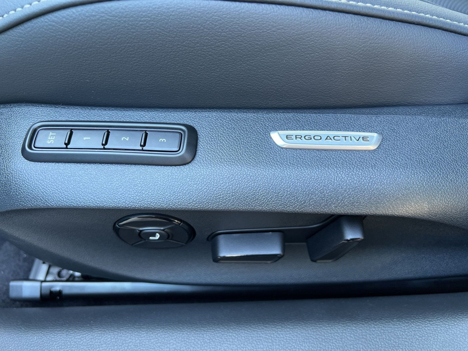 Volkswagen - Passat Variant_28