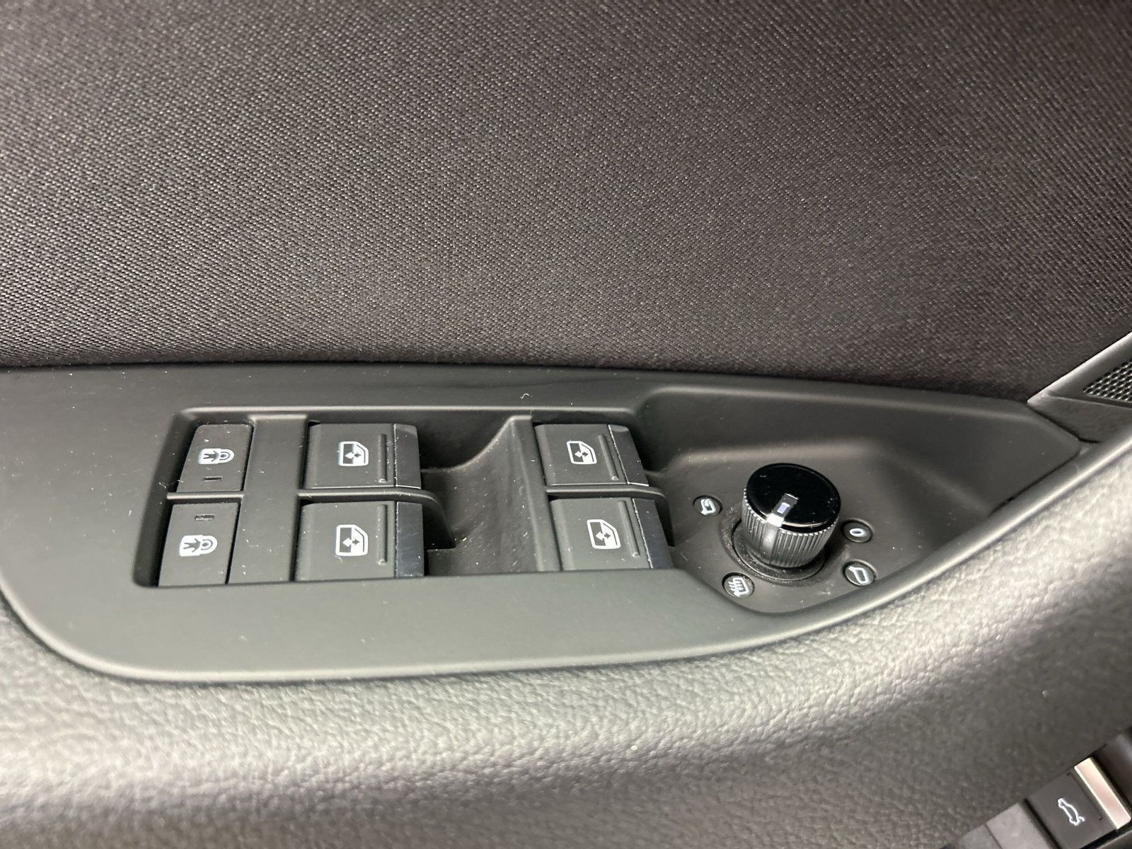 Audi - A6 Limousine_32