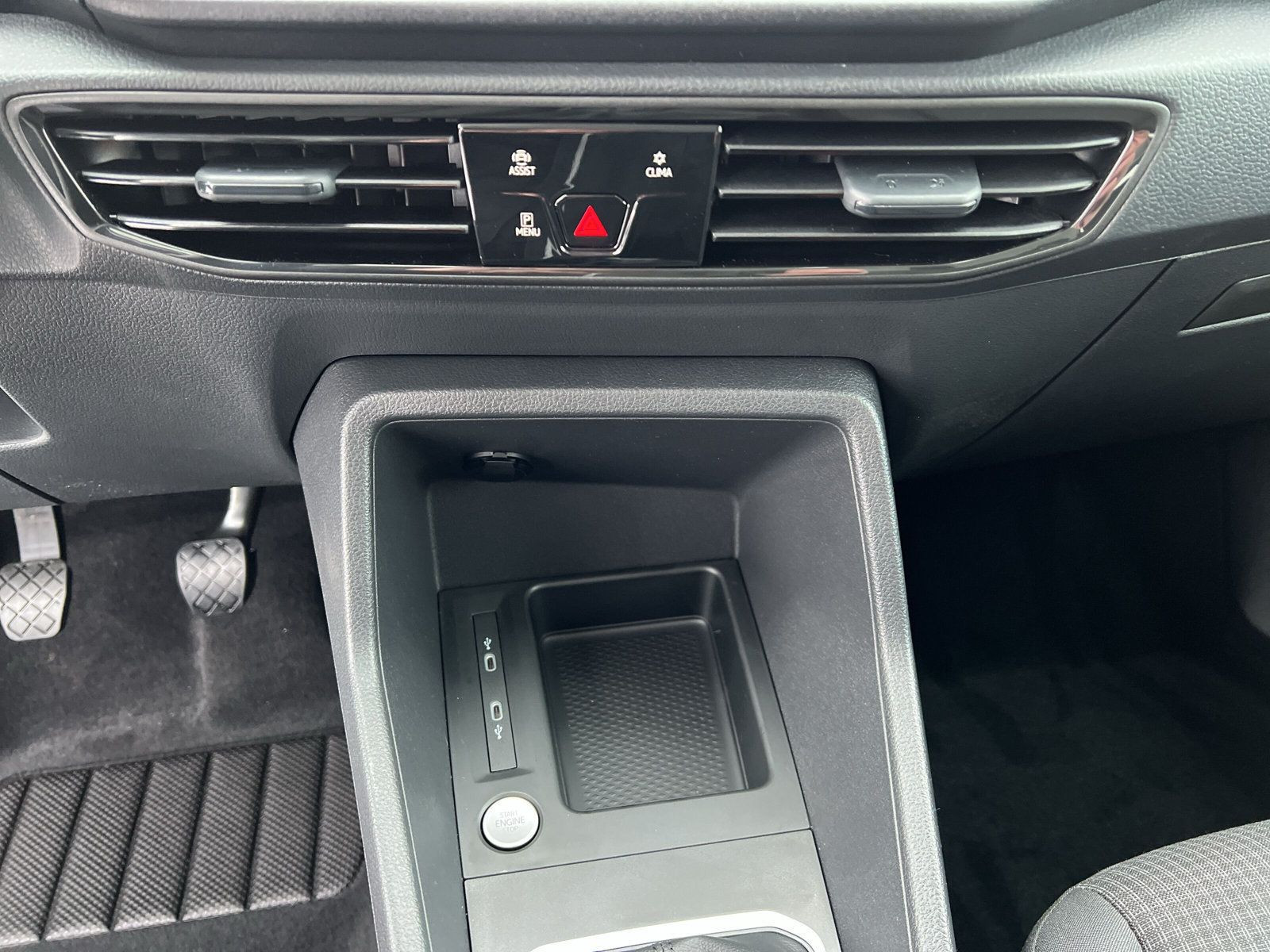 Volkswagen - Caddy_16