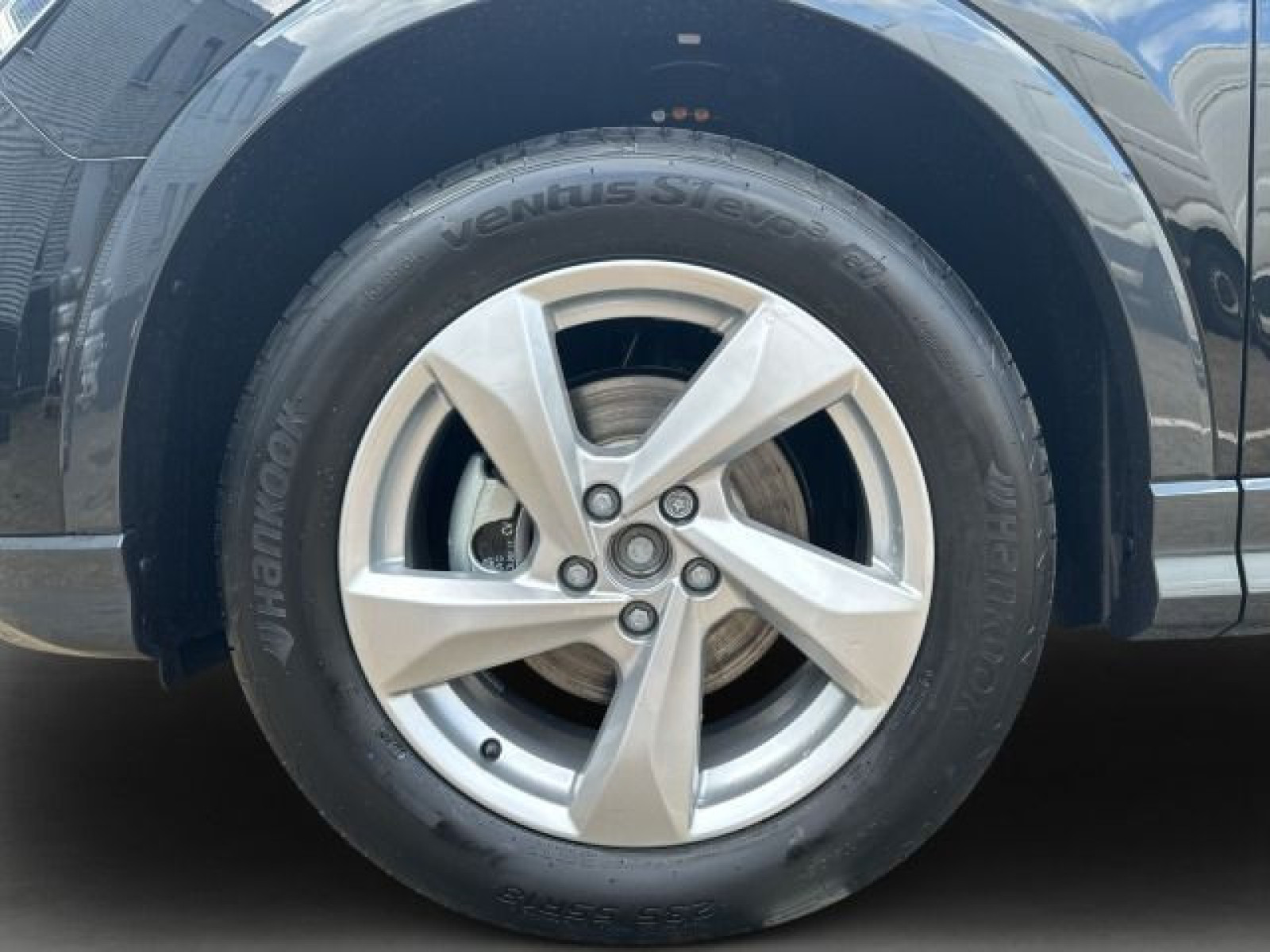 Audi - Q3_6