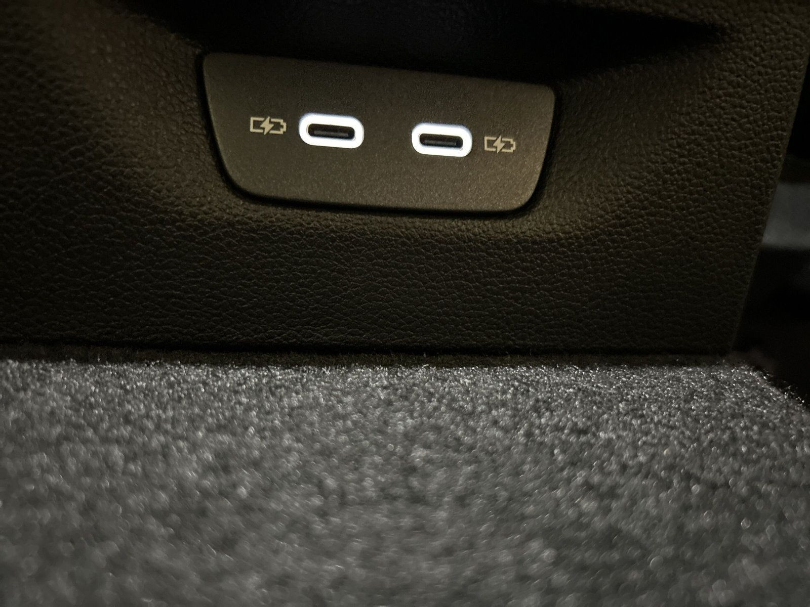 Volkswagen - Golf_26