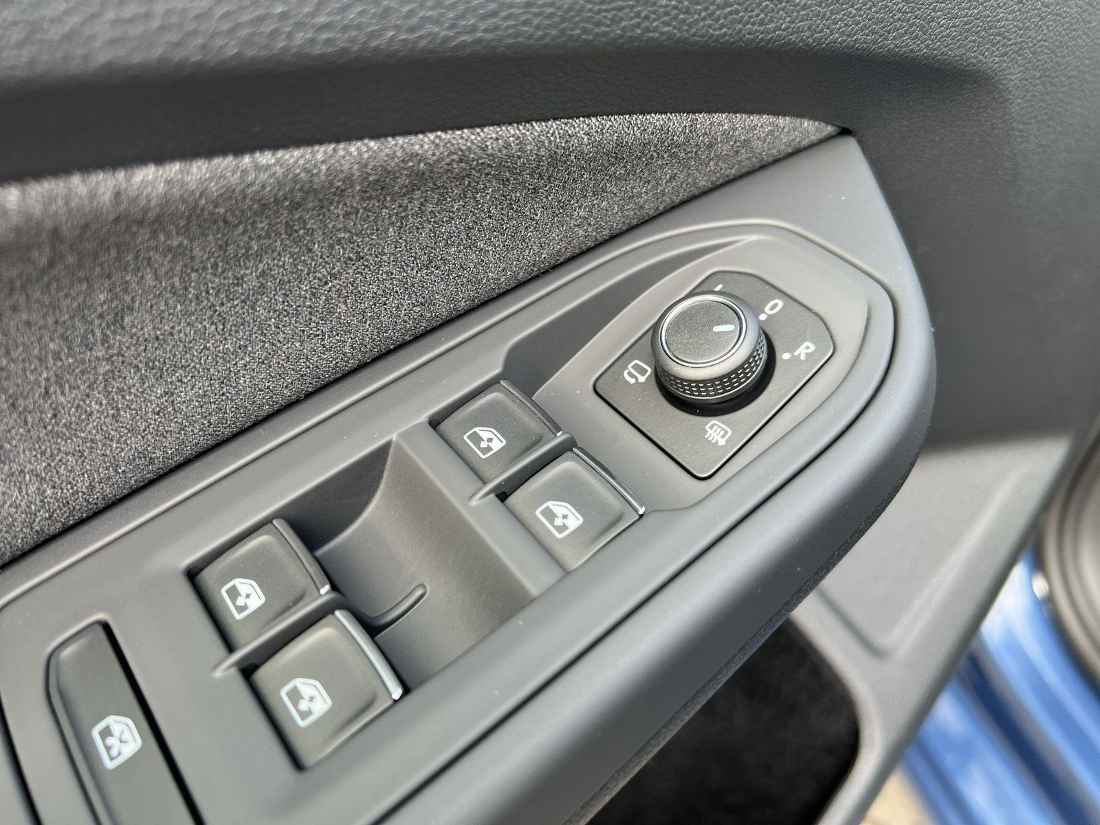 Volkswagen - Golf_30