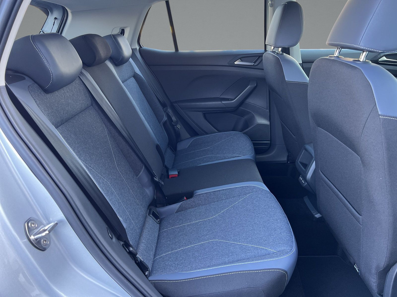 Volkswagen - T-Cross_14