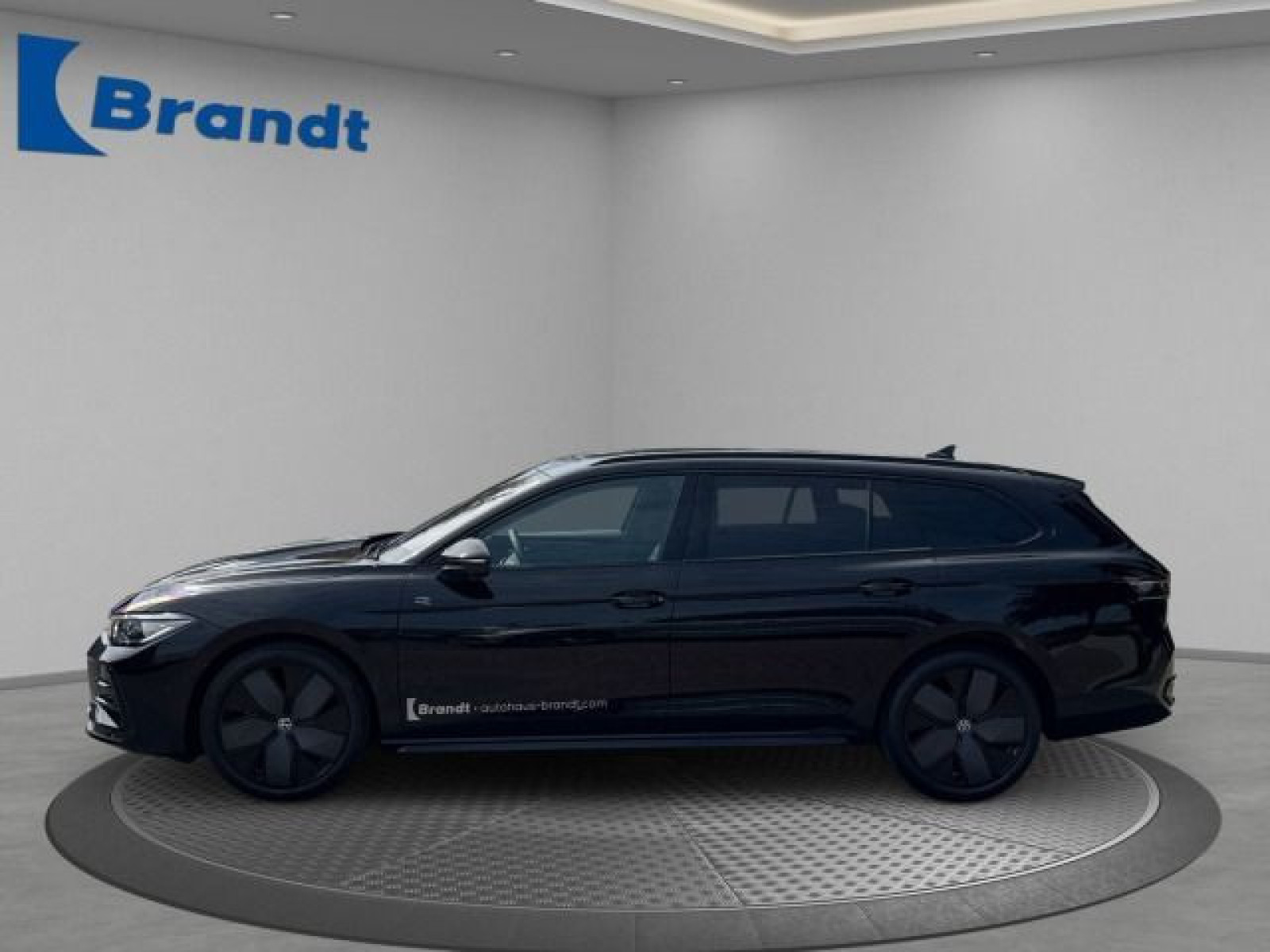 Volkswagen - Passat Variant_2