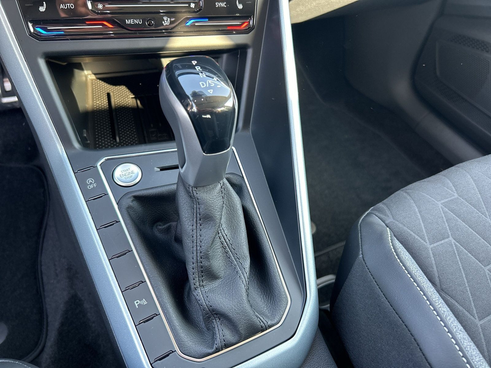 Volkswagen - Polo_16