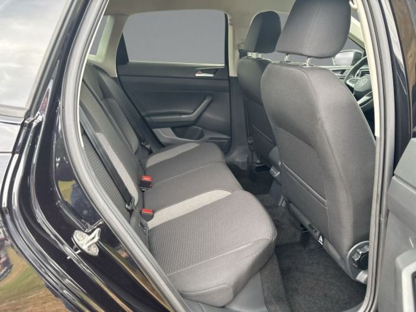 Volkswagen - Polo_13