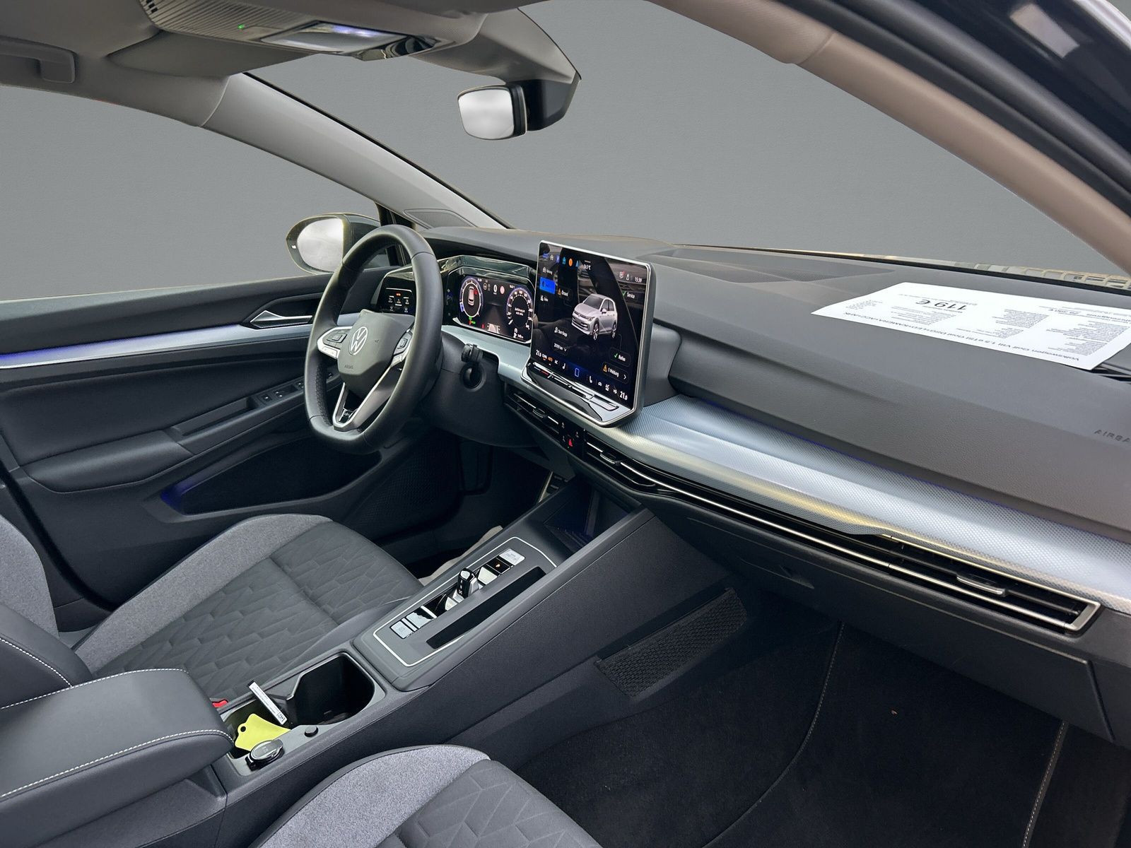 Volkswagen - Golf_14