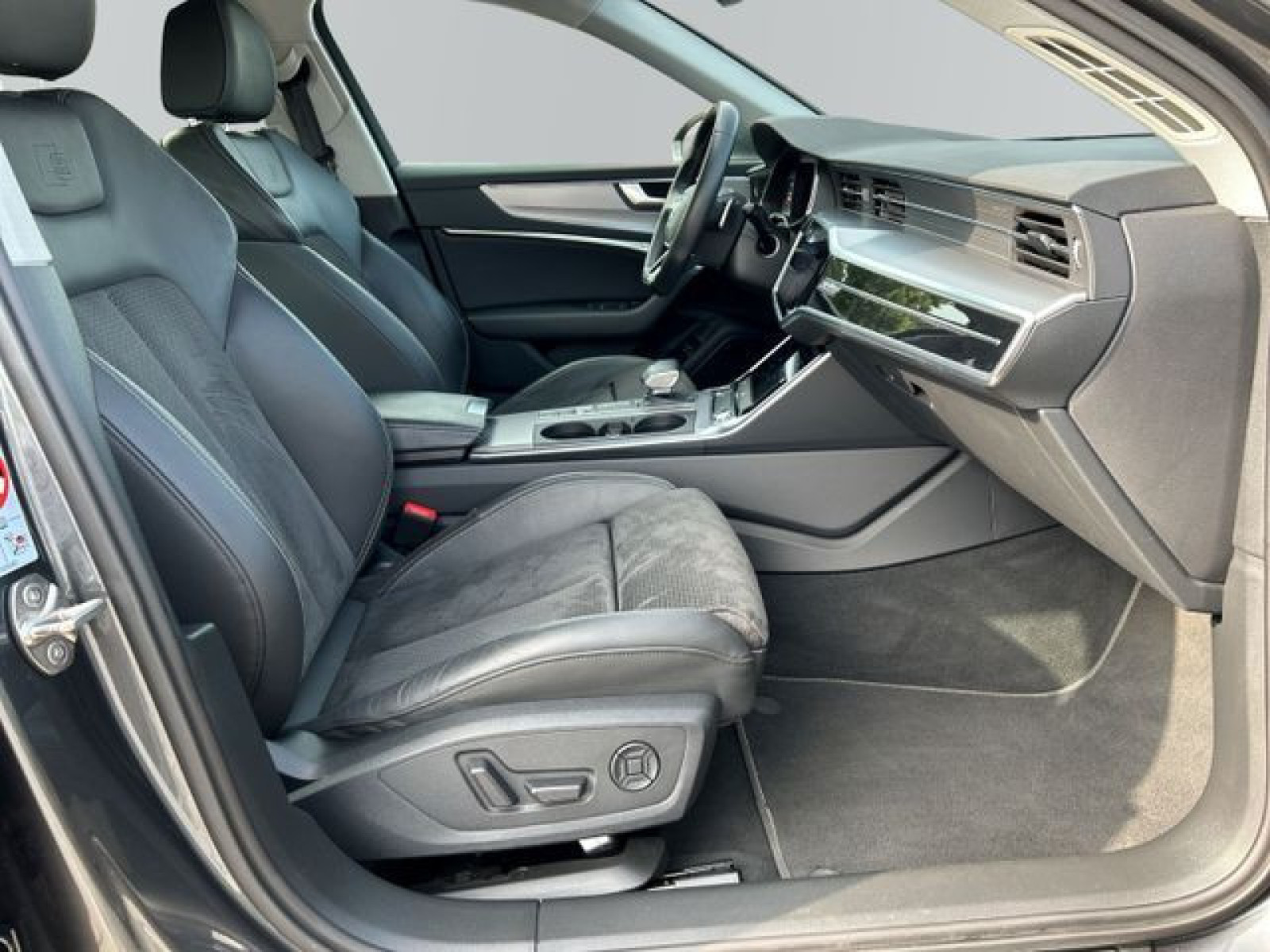 Audi - A6 Avant_10