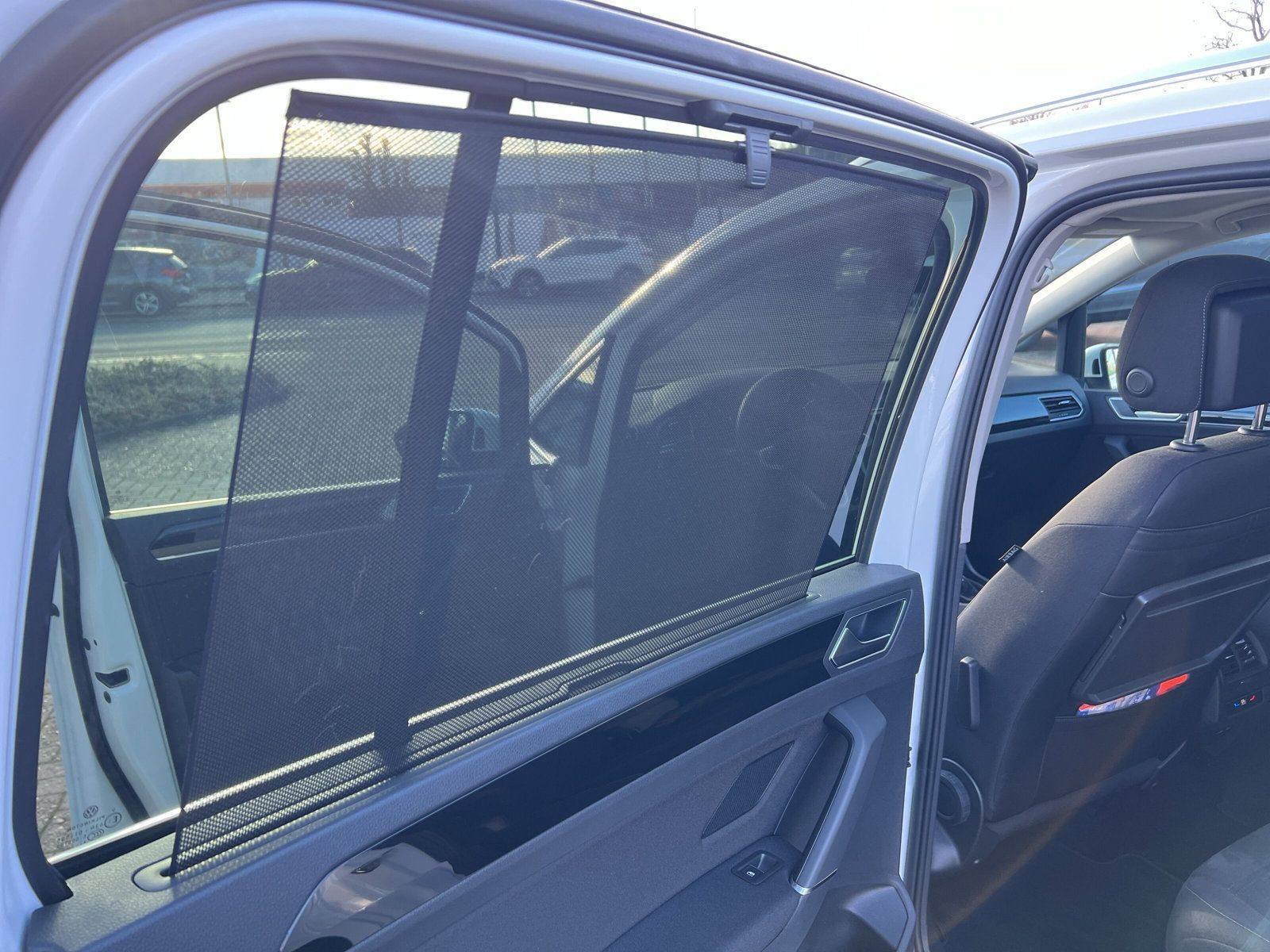 Volkswagen - Touran_32