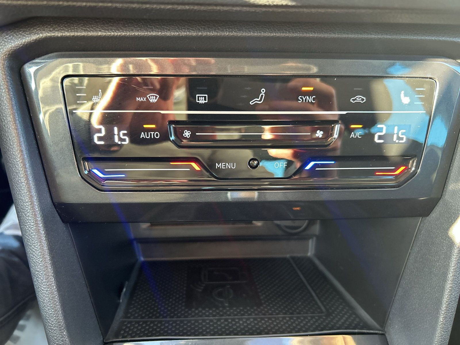 Volkswagen - Tiguan_24