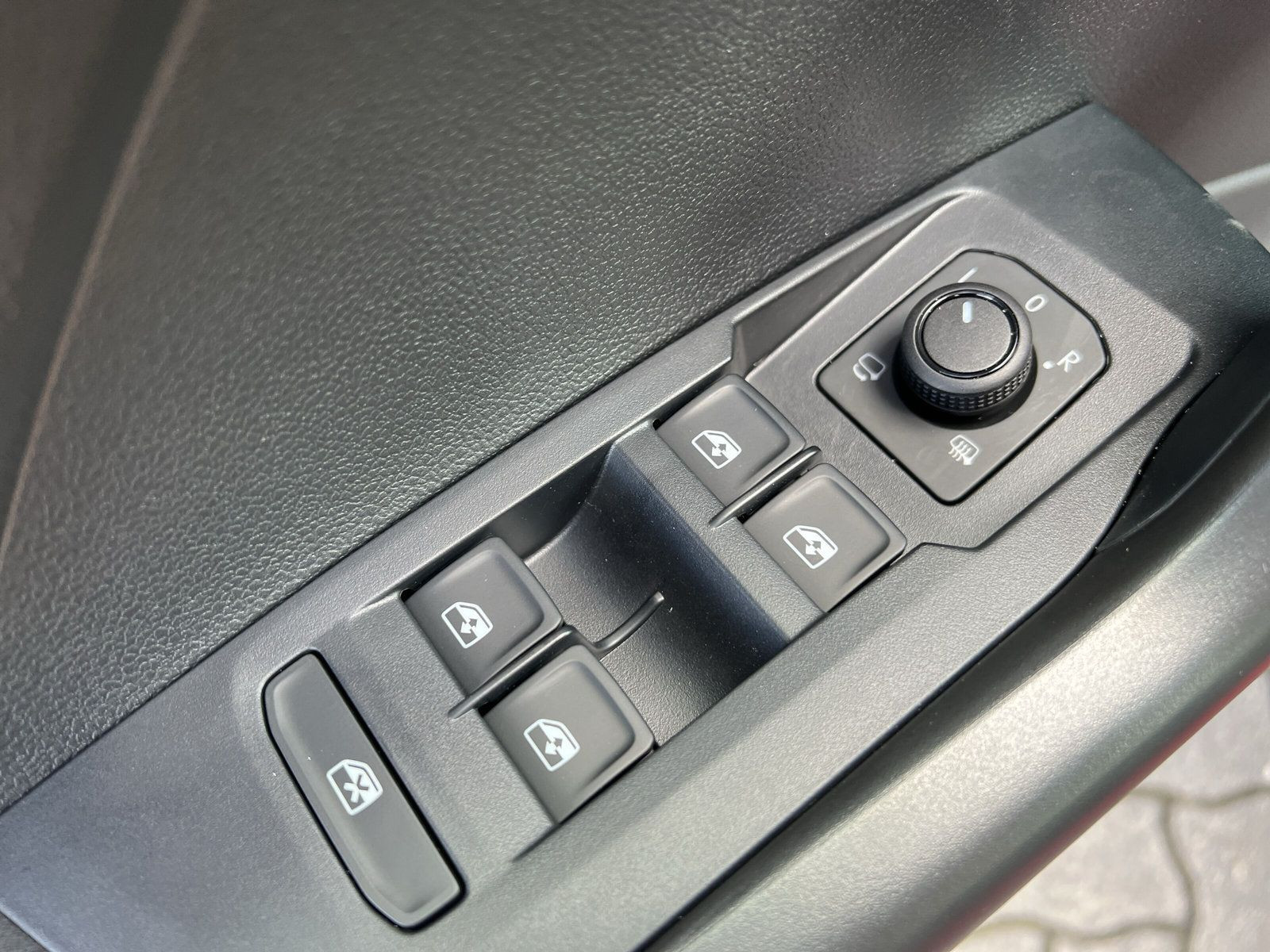 Volkswagen - T-Cross_29