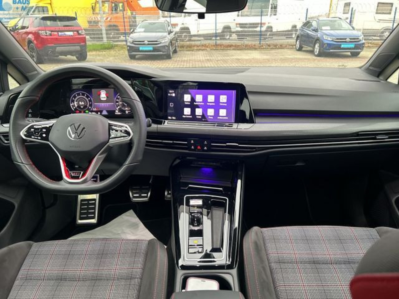 Volkswagen - Golf GTI_9