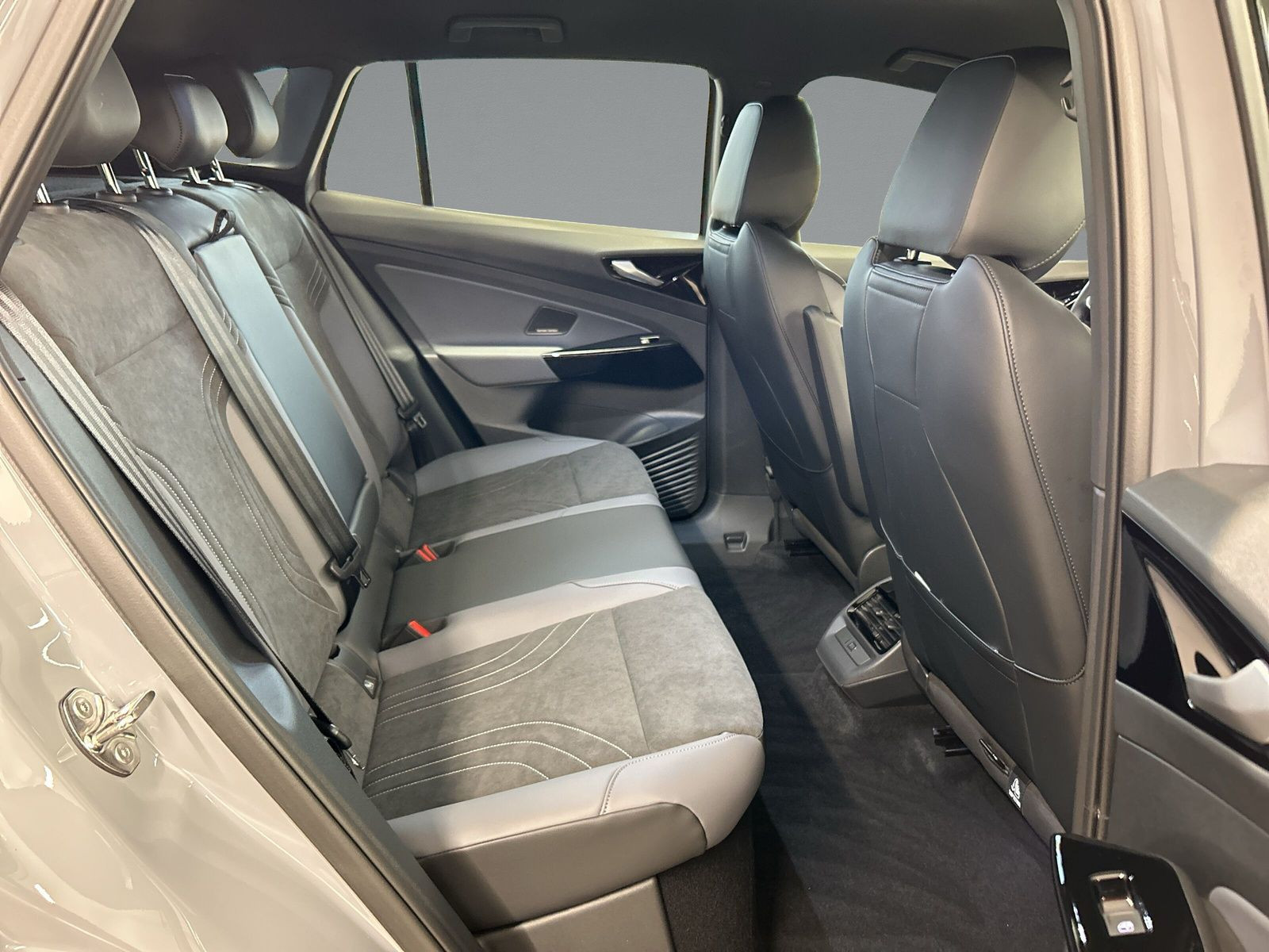 Volkswagen - ID.4_13