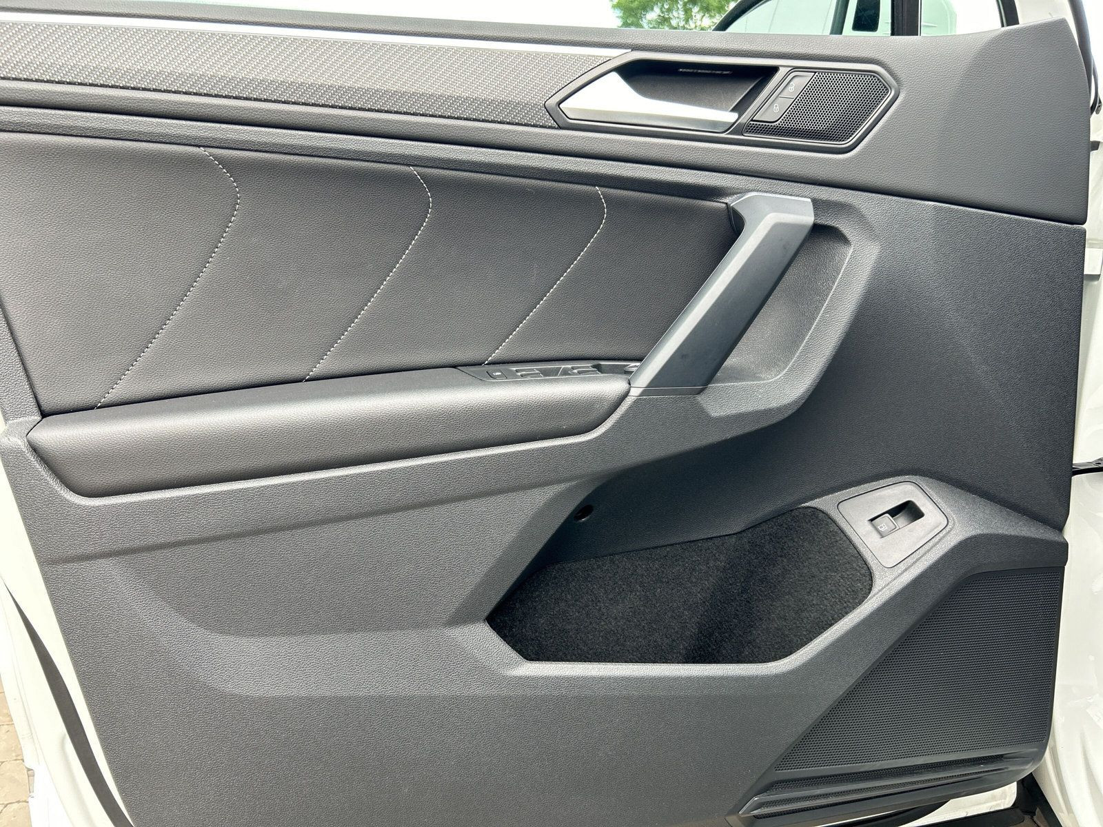 Volkswagen - Tiguan_21