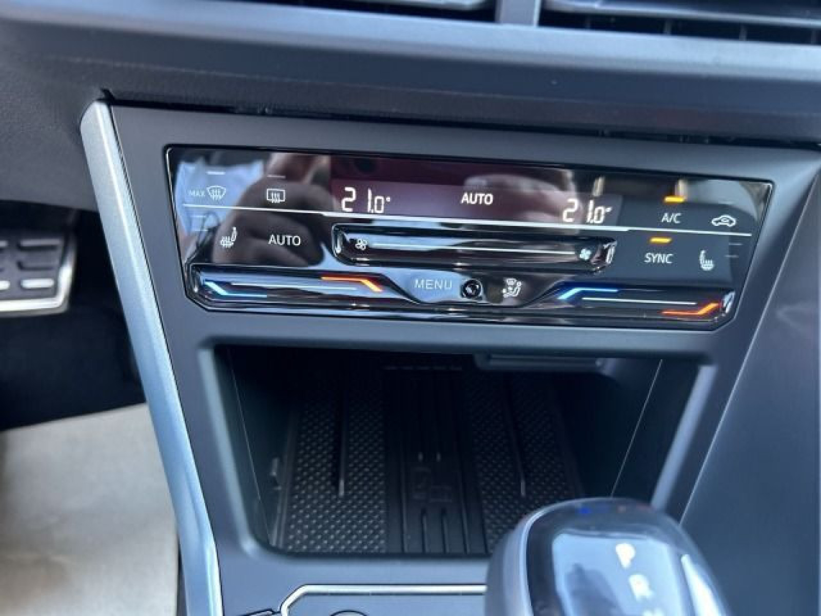 Volkswagen - Polo_19