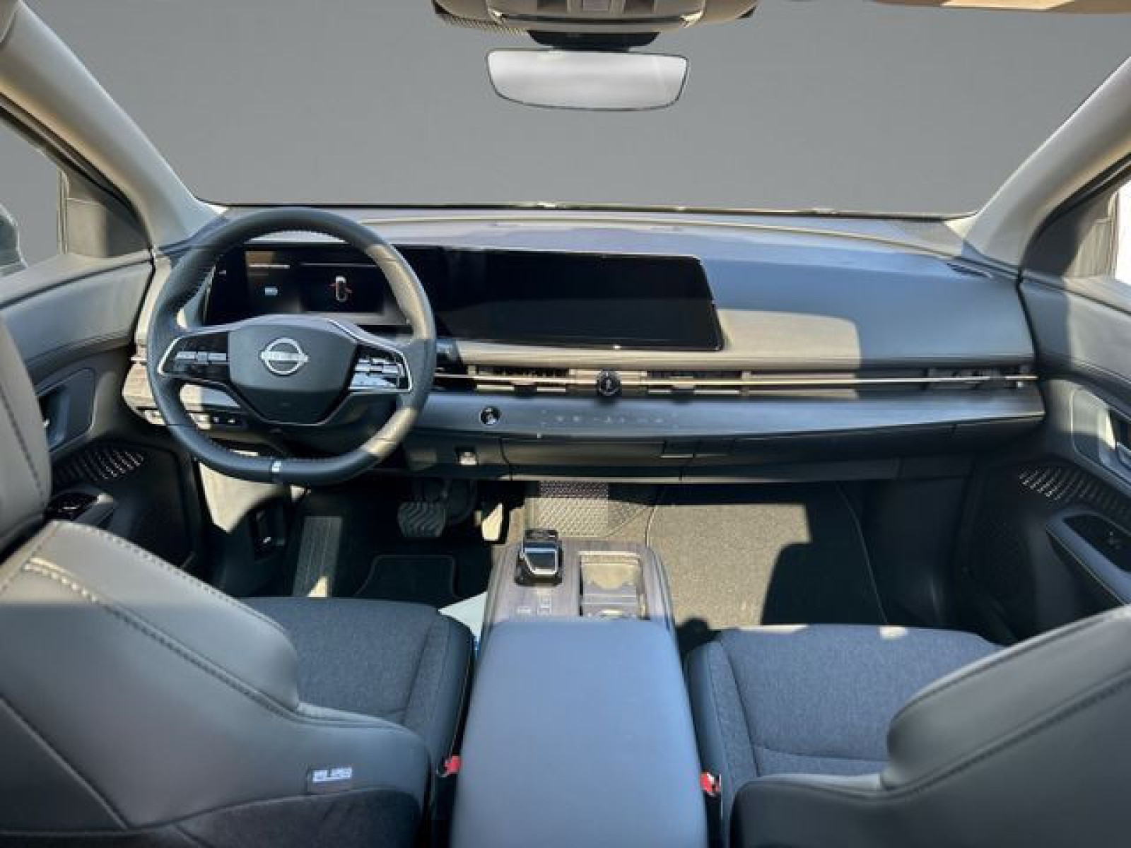 Nissan - Ariya_8