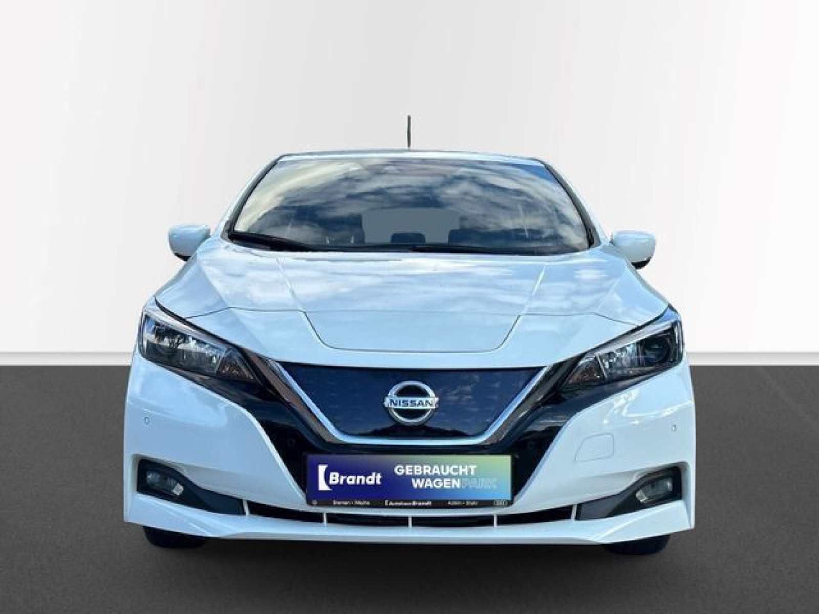 Nissan - Leaf_5
