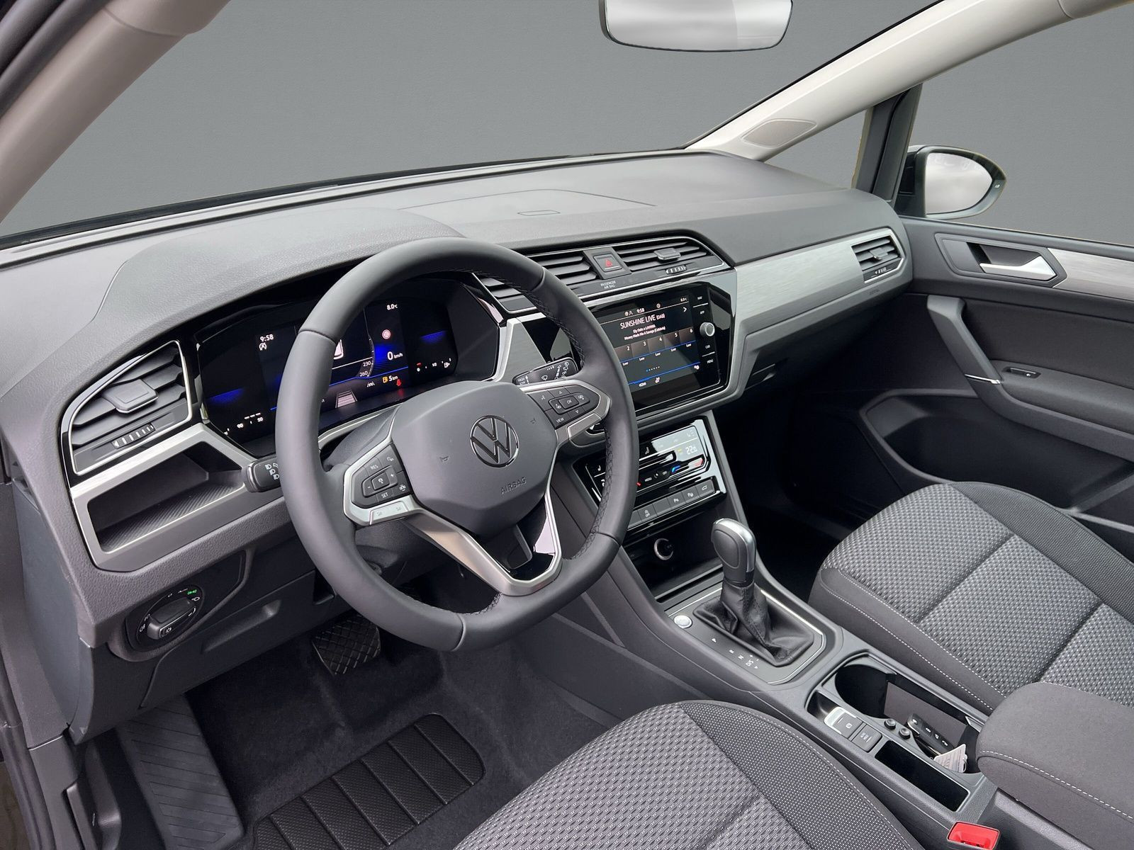 Volkswagen - Touran_7