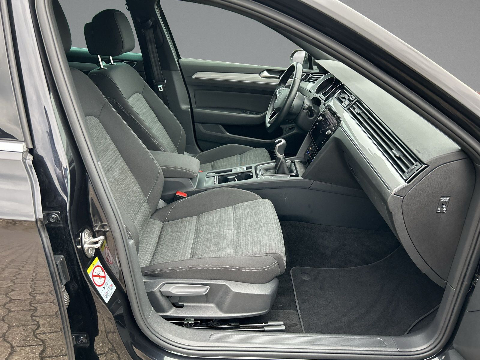 Volkswagen - Passat Variant_12