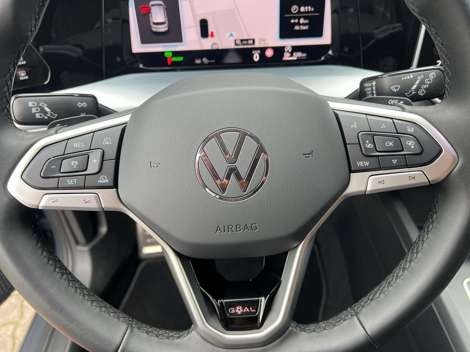 Volkswagen - Golf_25