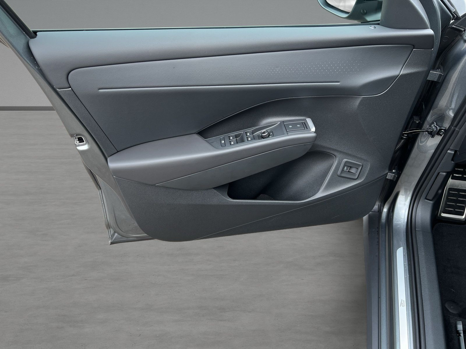 Volkswagen - T-Roc_23