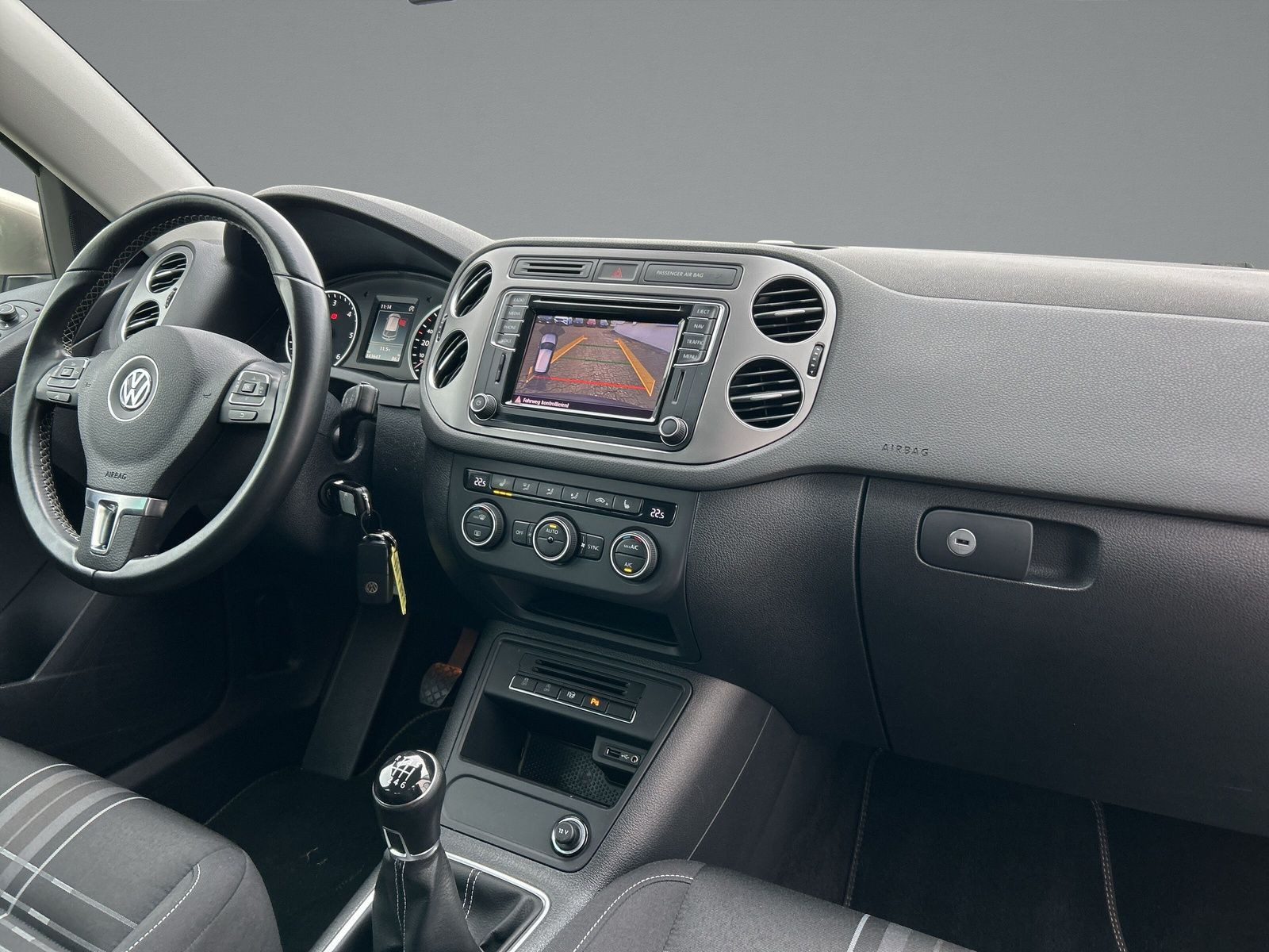 Volkswagen - Tiguan_14