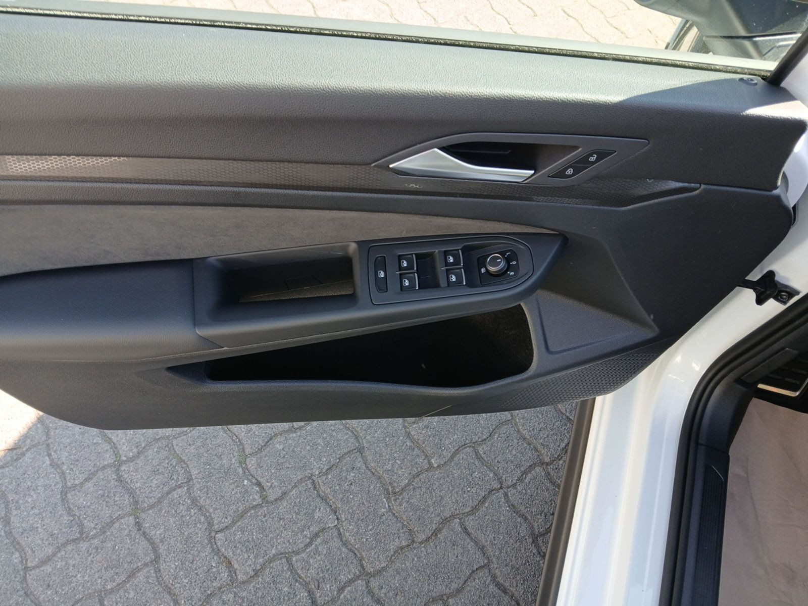 Volkswagen - Golf GTI_21