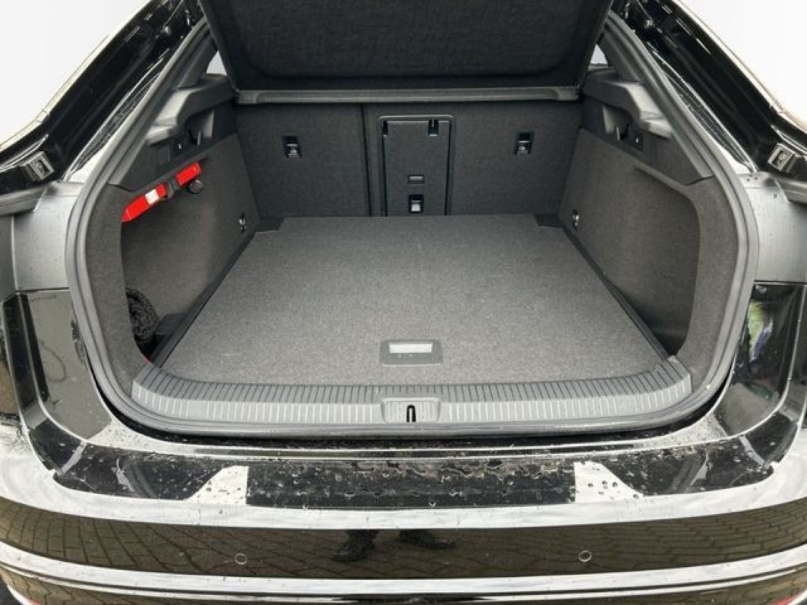 Volkswagen - ID.7_10
