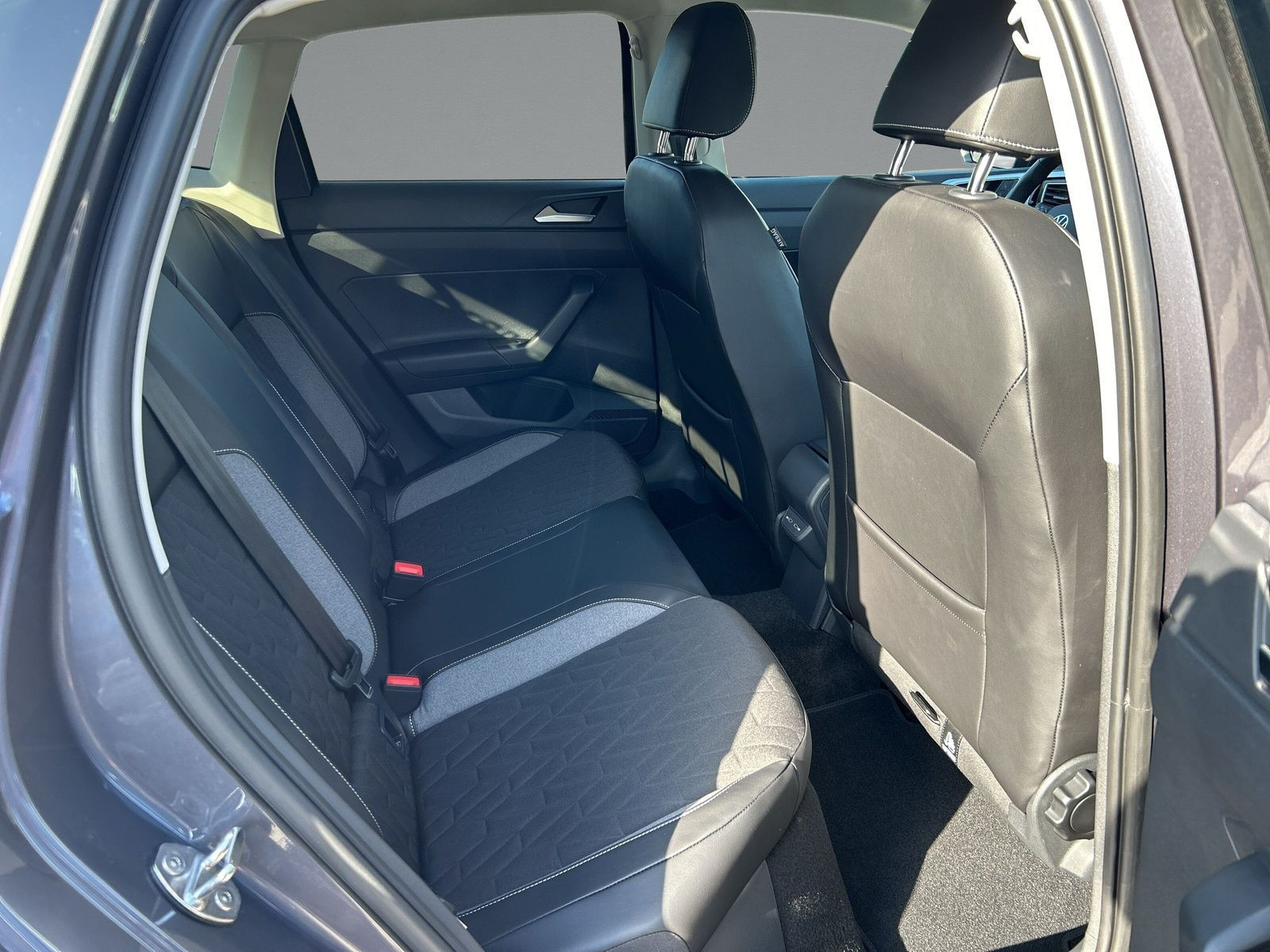 Volkswagen - Polo_14