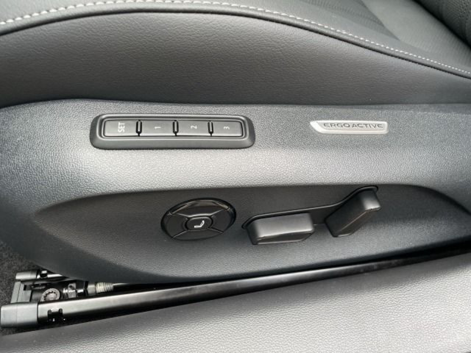 Volkswagen - Passat Variant_27