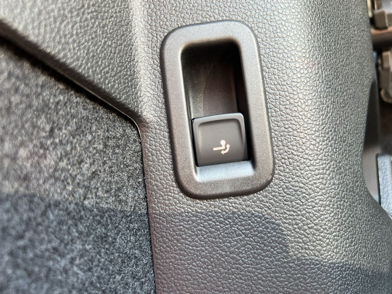 Volkswagen - Golf_24