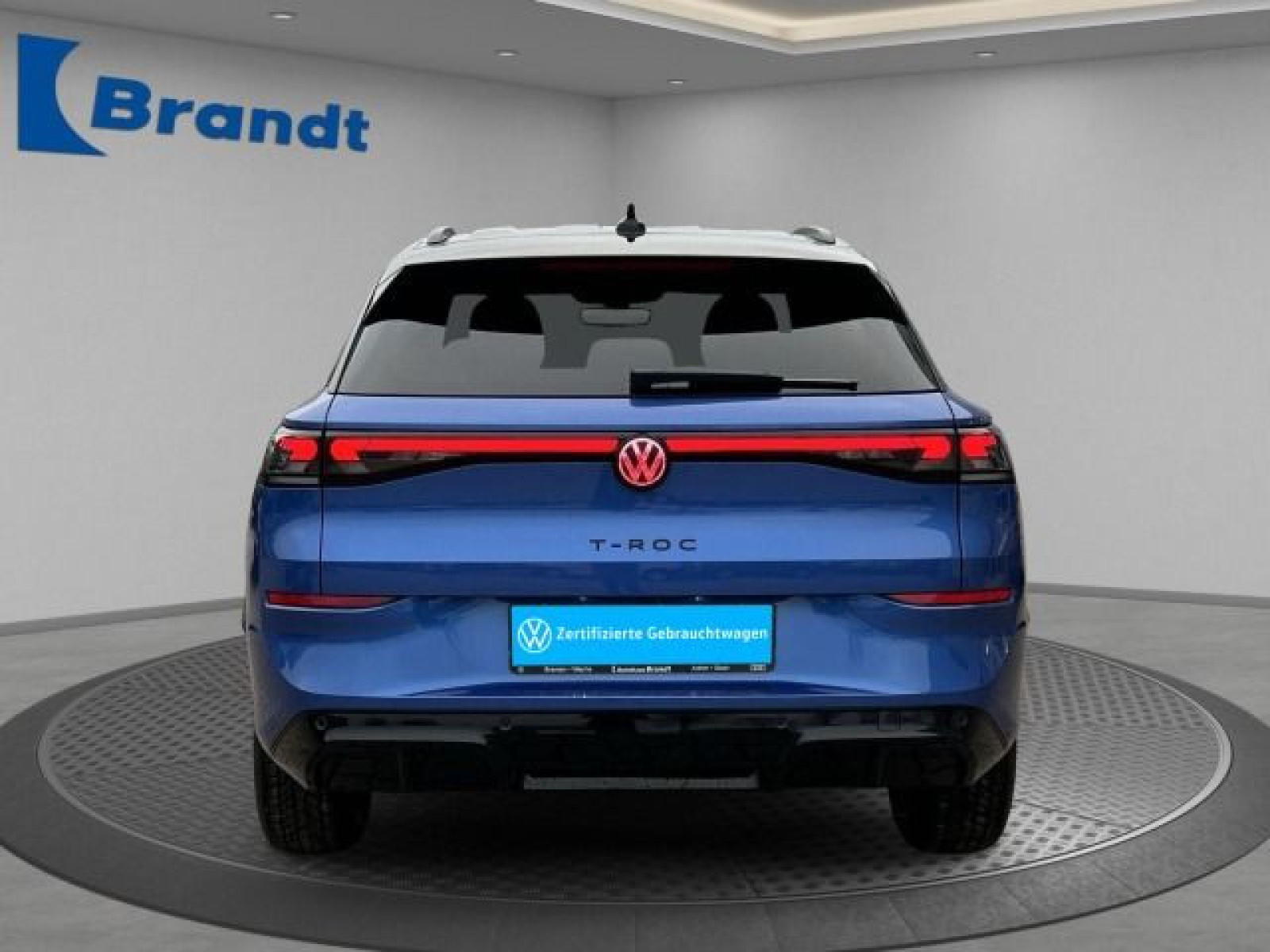 Volkswagen - T-Roc_5