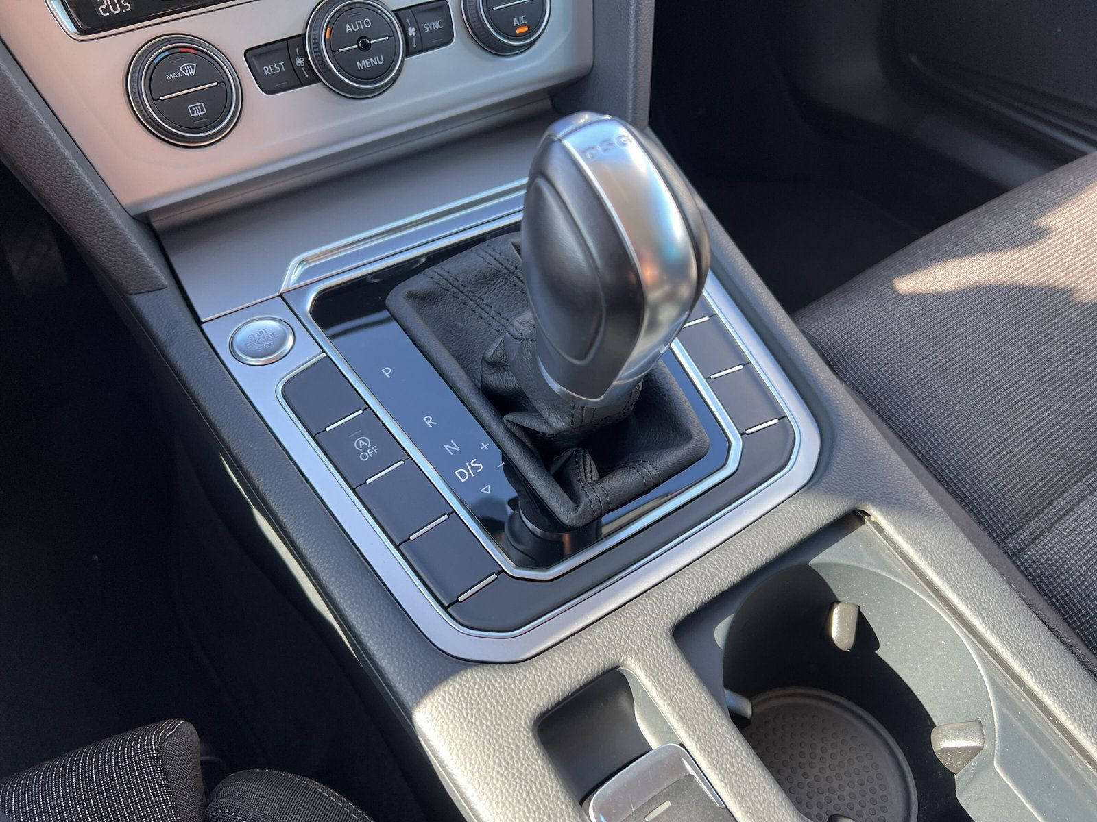 Volkswagen - Passat Variant_15