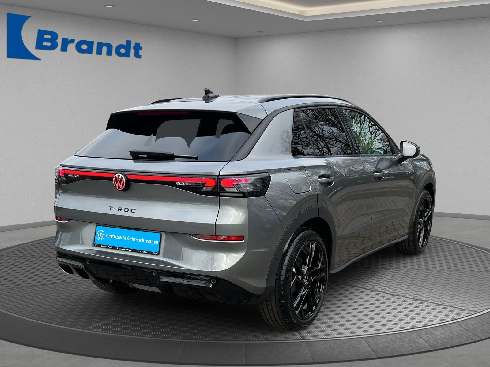 Volkswagen - T-Roc_3