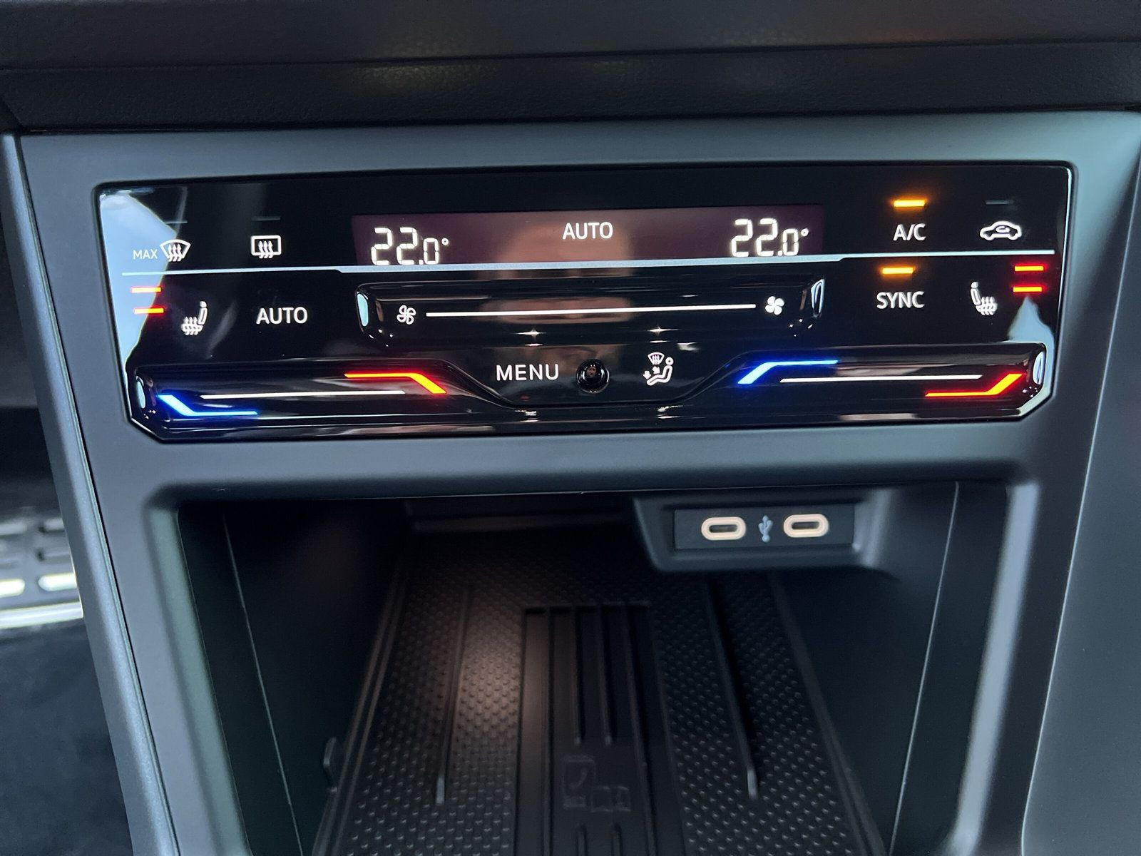 Volkswagen - Polo_16