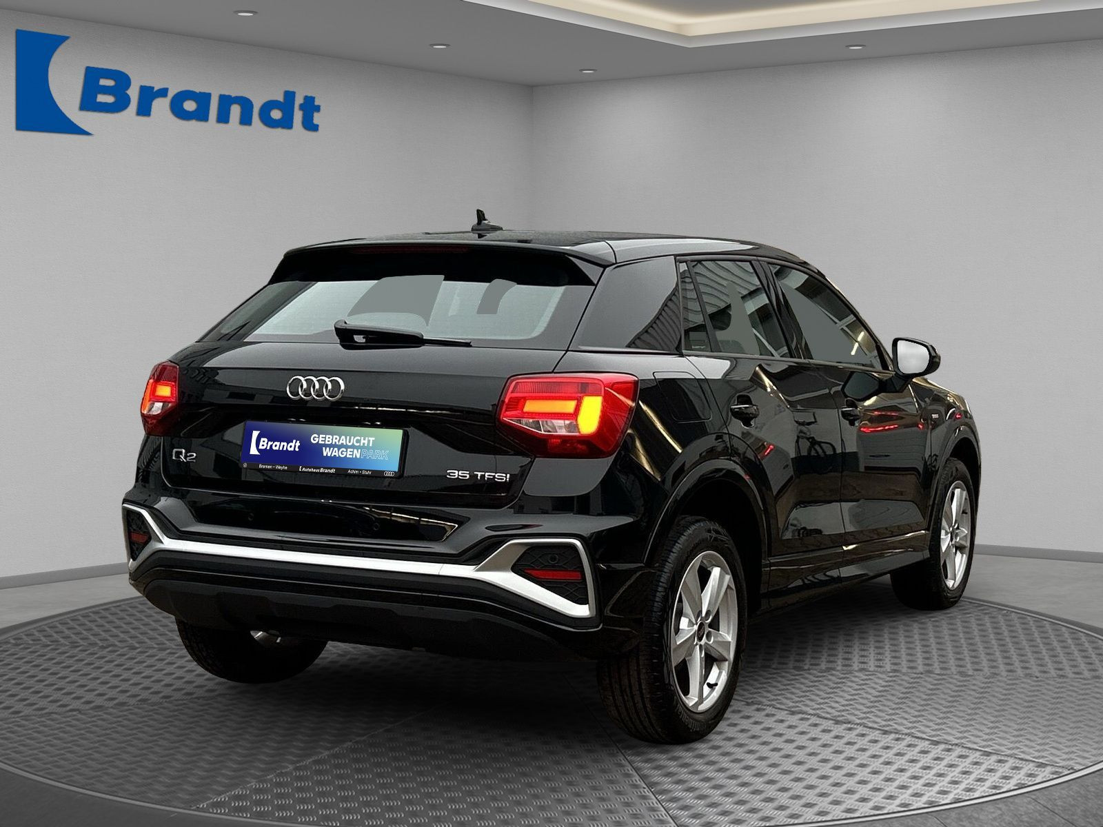 Audi - Q2_3