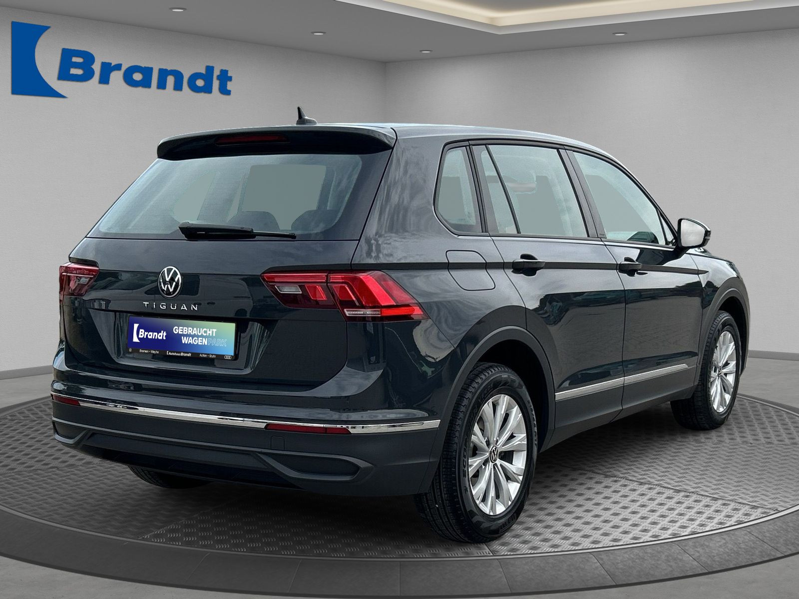 Volkswagen - Tiguan_4
