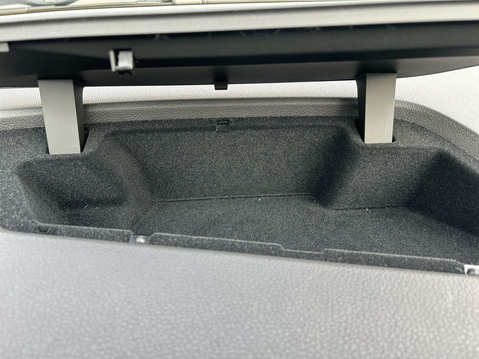 Volkswagen - Touran_27