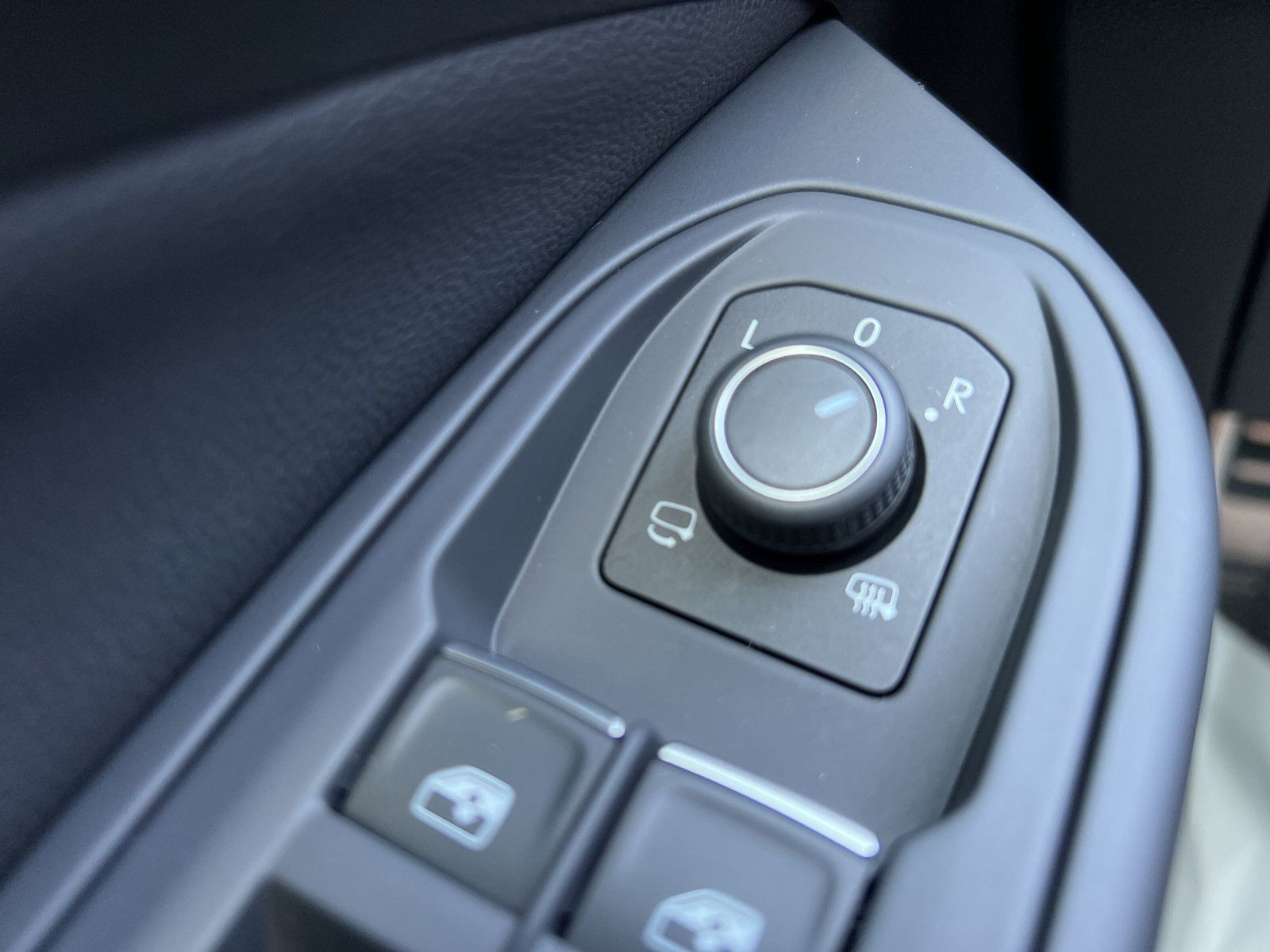 Volkswagen - Golf_31