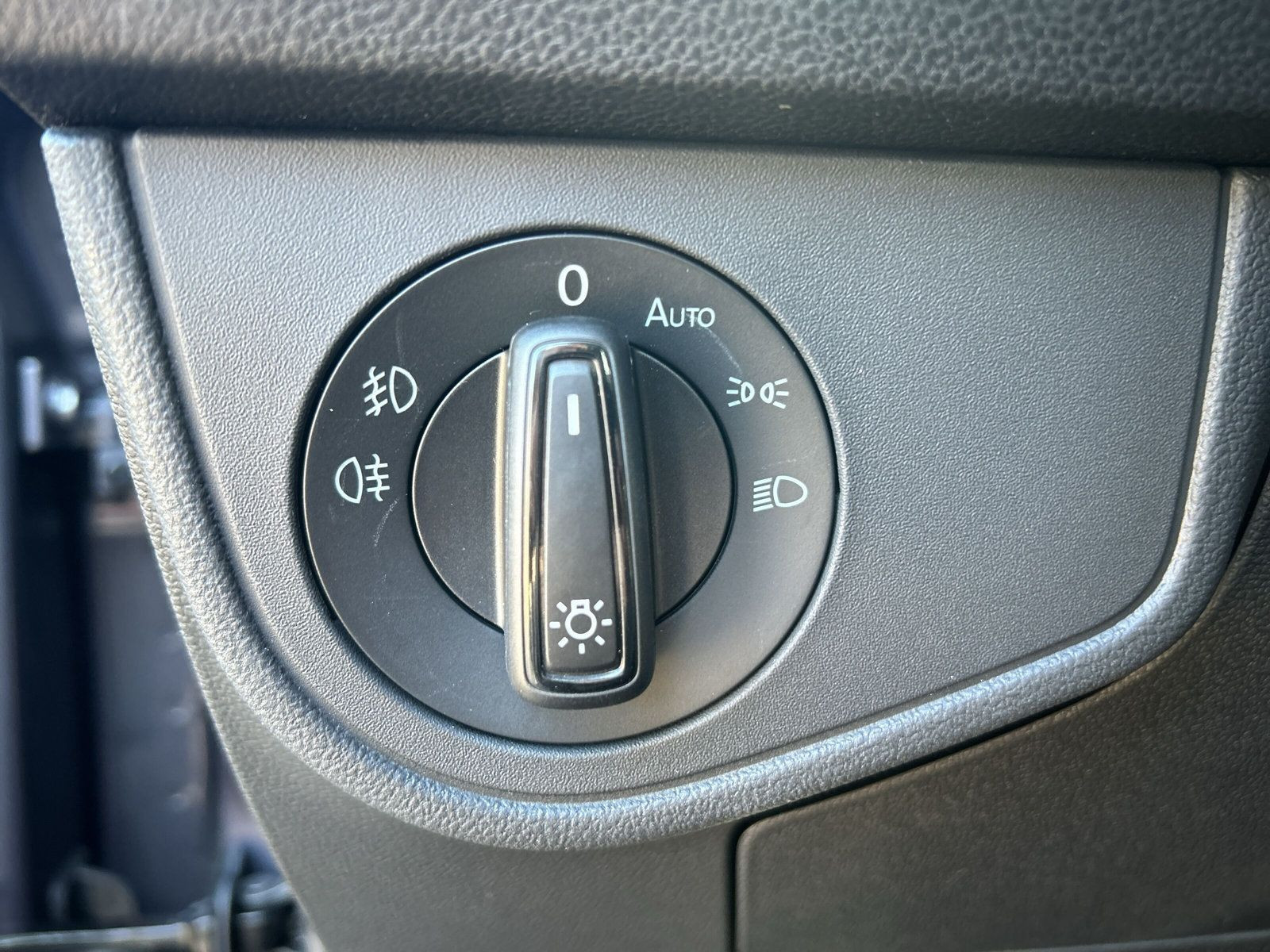 Volkswagen - Taigo_28