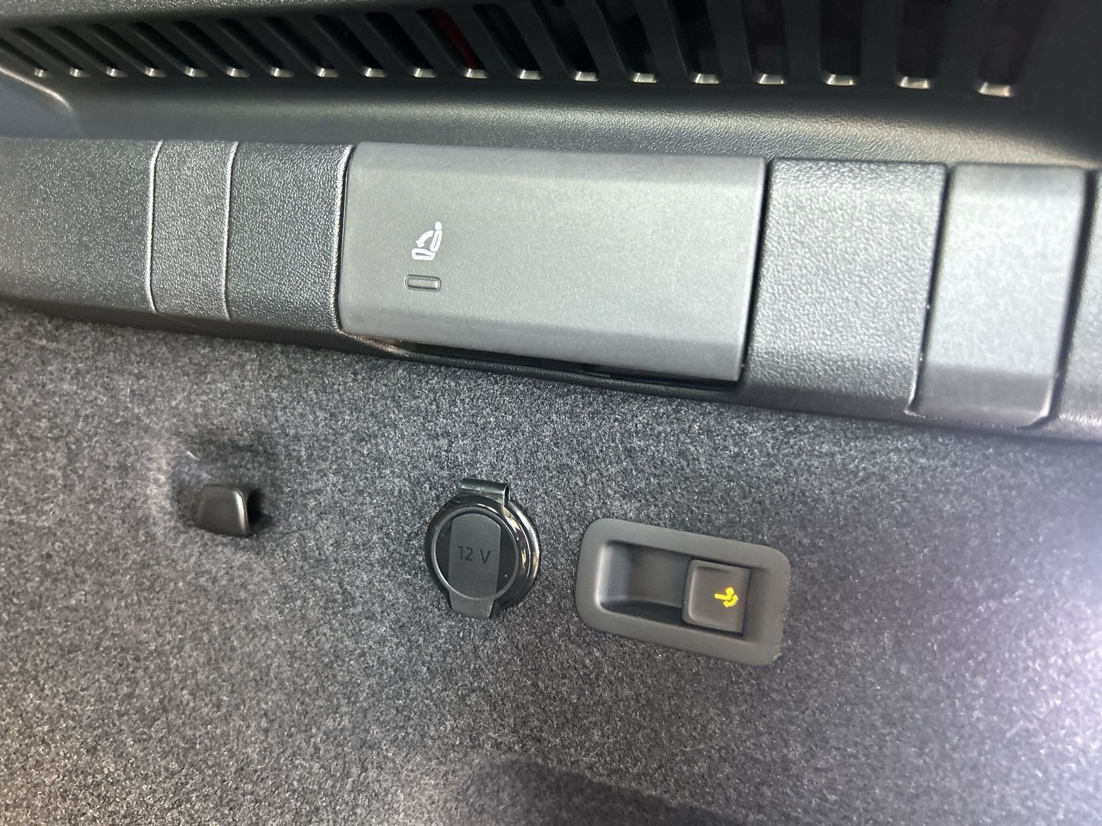 Volkswagen - Tayron_26