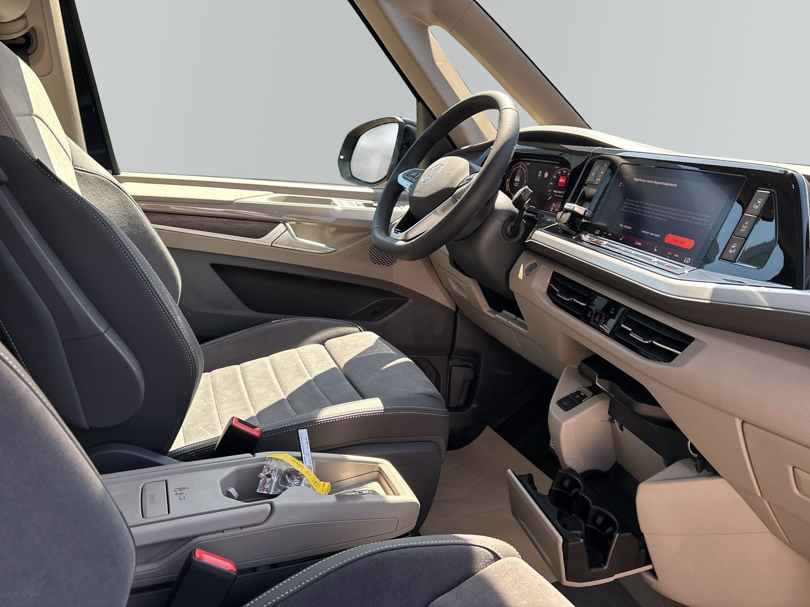 Volkswagen - Multivan_21