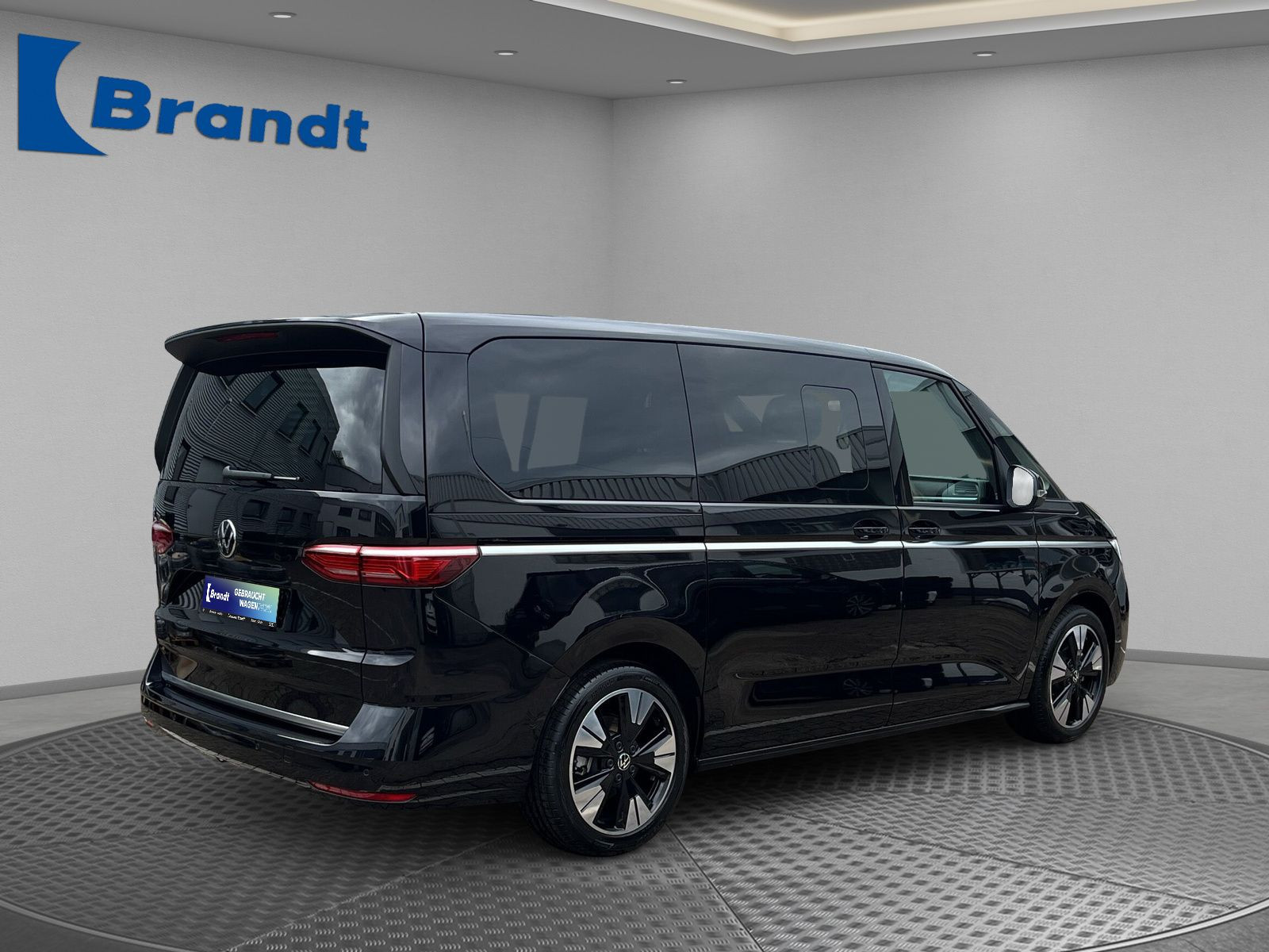 Volkswagen - Multivan_4